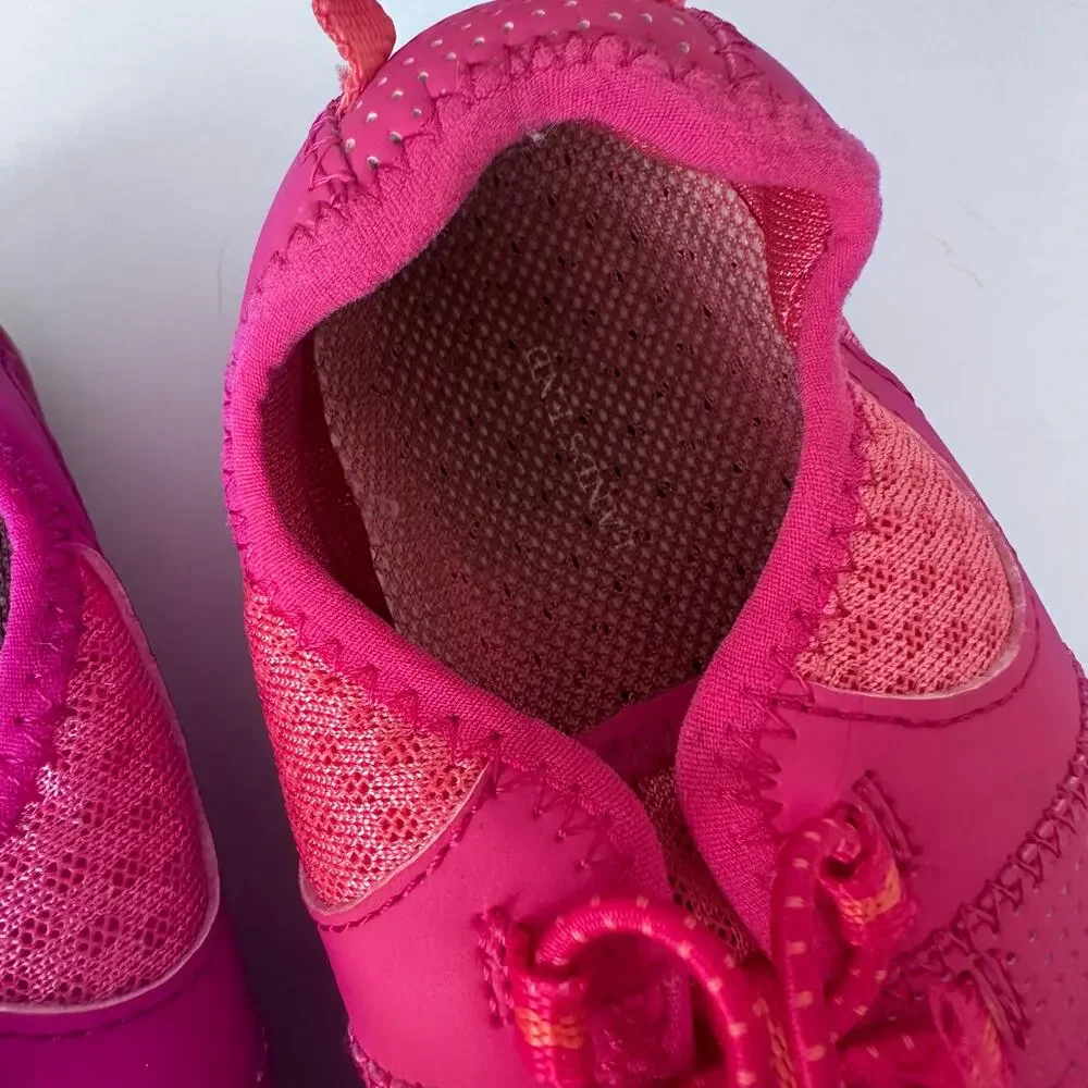 Lands' End Youth Pink Trekker Water Shoes Size 1 Wide